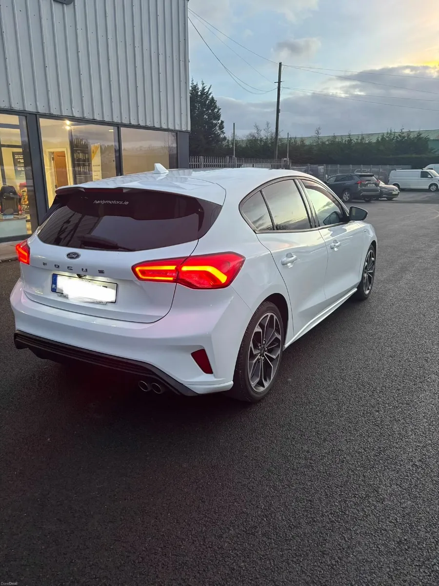 Ford Focus 2019 - Image 3