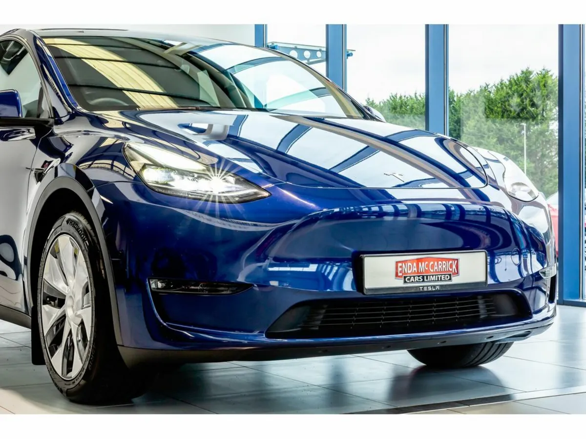 Tesla Model Y E Long Range AWD - Image 3