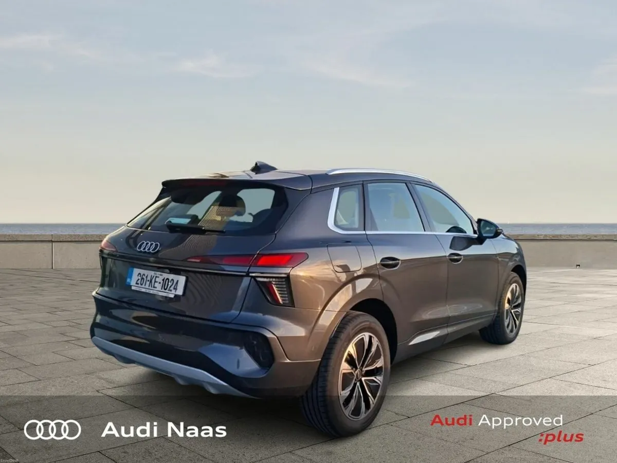 Audi Q3 SB 35 TDI 150 S-T SE - Image 4