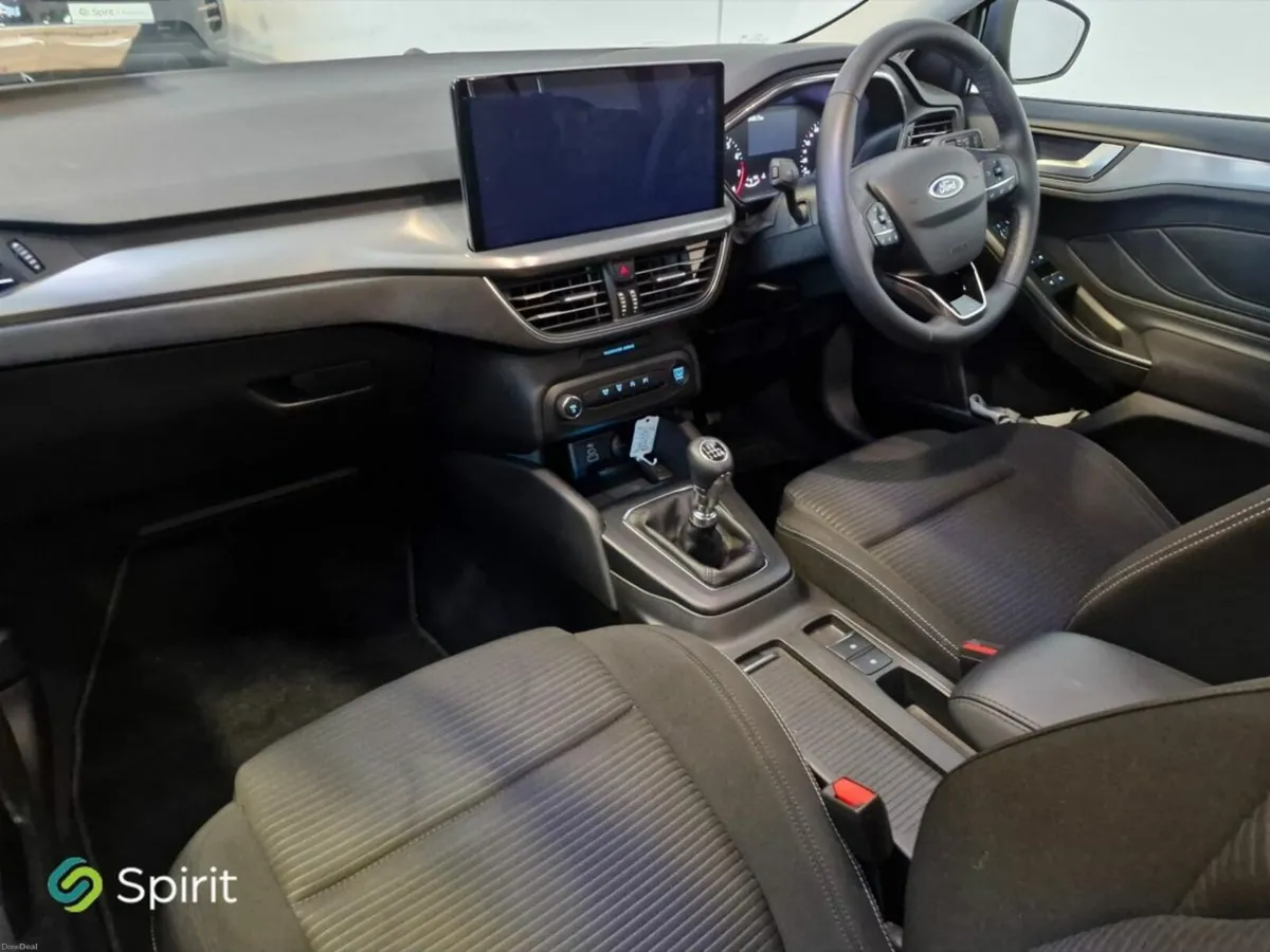 Ford Focus Titanium Call Derek on 0861653401 (WINT - Image 4