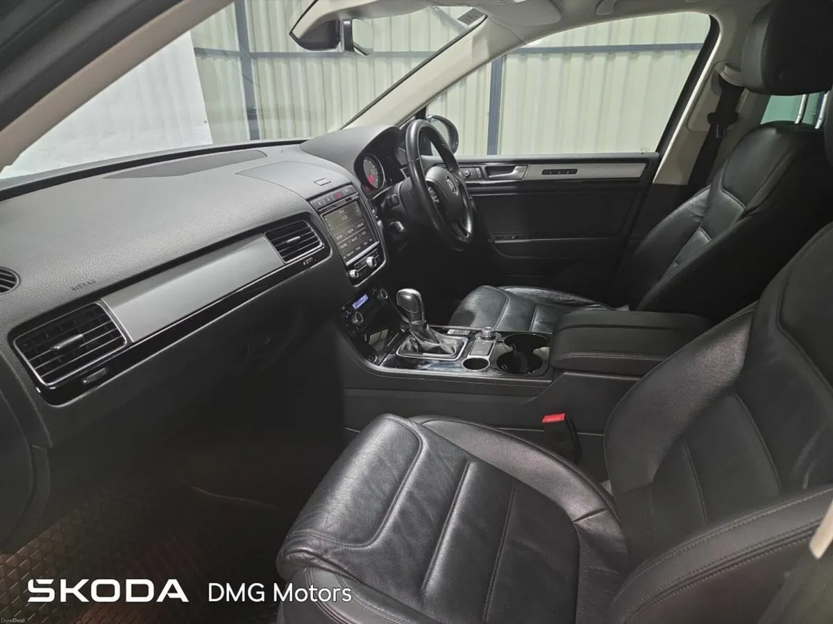 Volkswagen Touareg  TOUAREG CV 3.0 TDI 262 B - Image 4