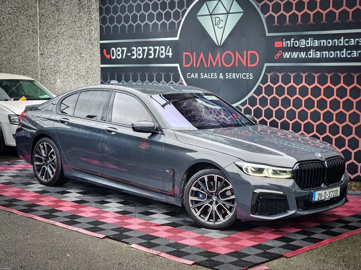 2021 BMW 7-Series M745e Petrol Plug-in Hybrid - Image 2