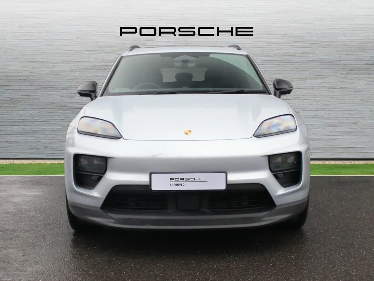 Porsche Macan Electric - Image 4