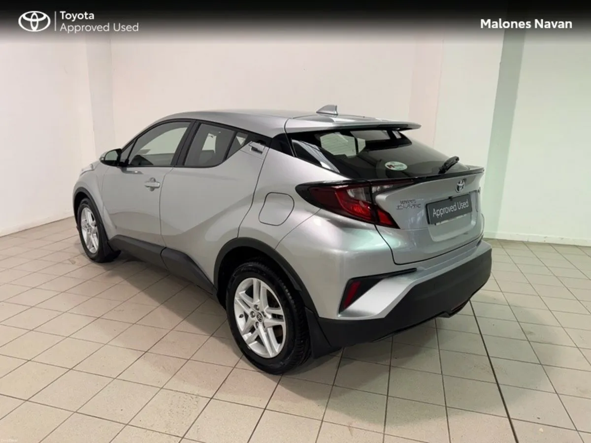 Toyota C-HR HYBRID LUNA 4DR AUTO - Image 2