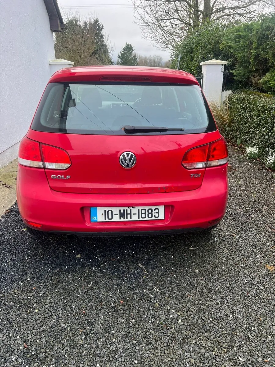 Volkswagen Golf 2010 - Image 1