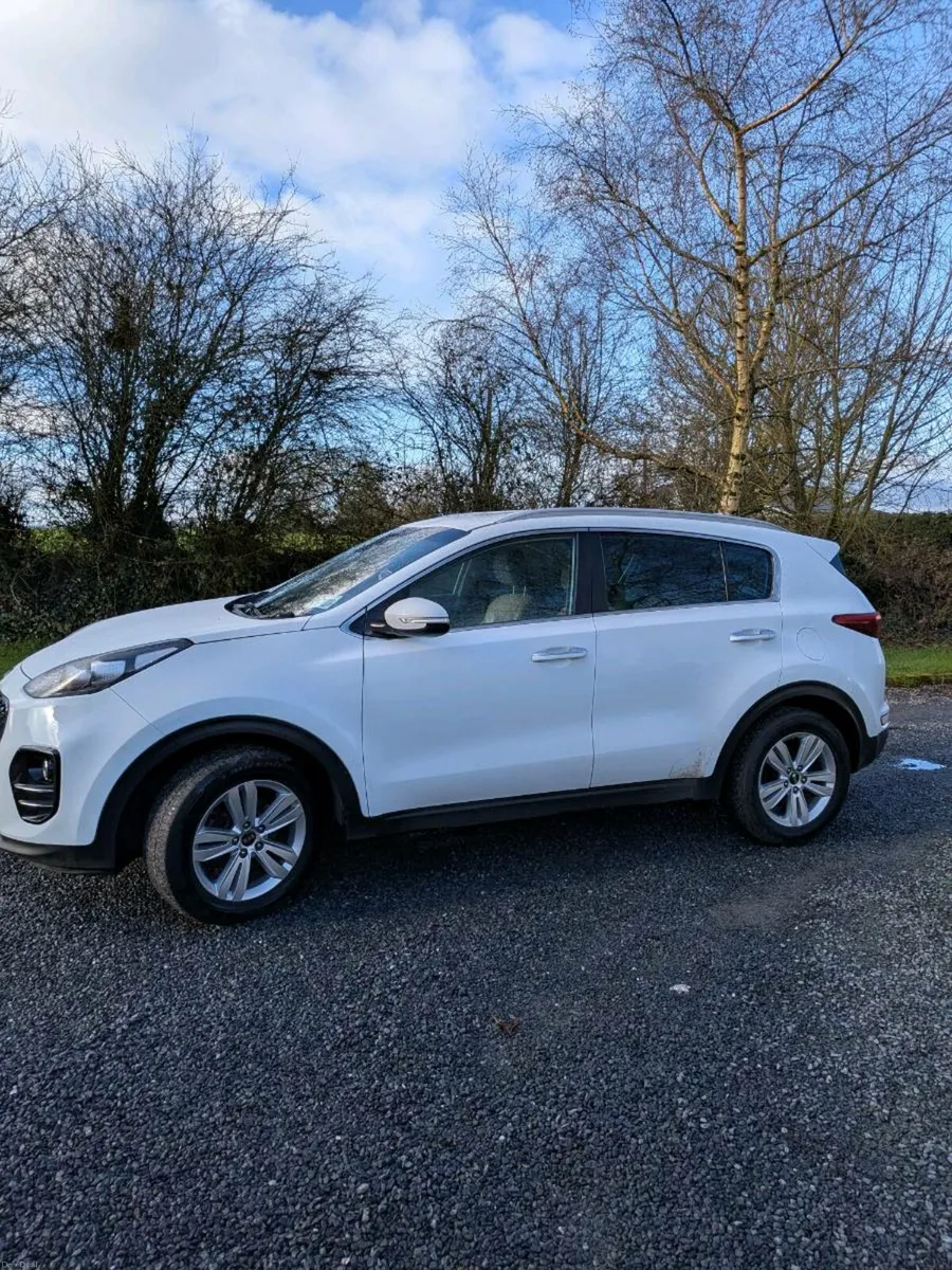 Kia  Sportage - Image 2
