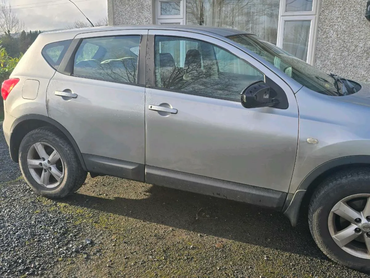 Nissan Qashqai 2007 - Image 1