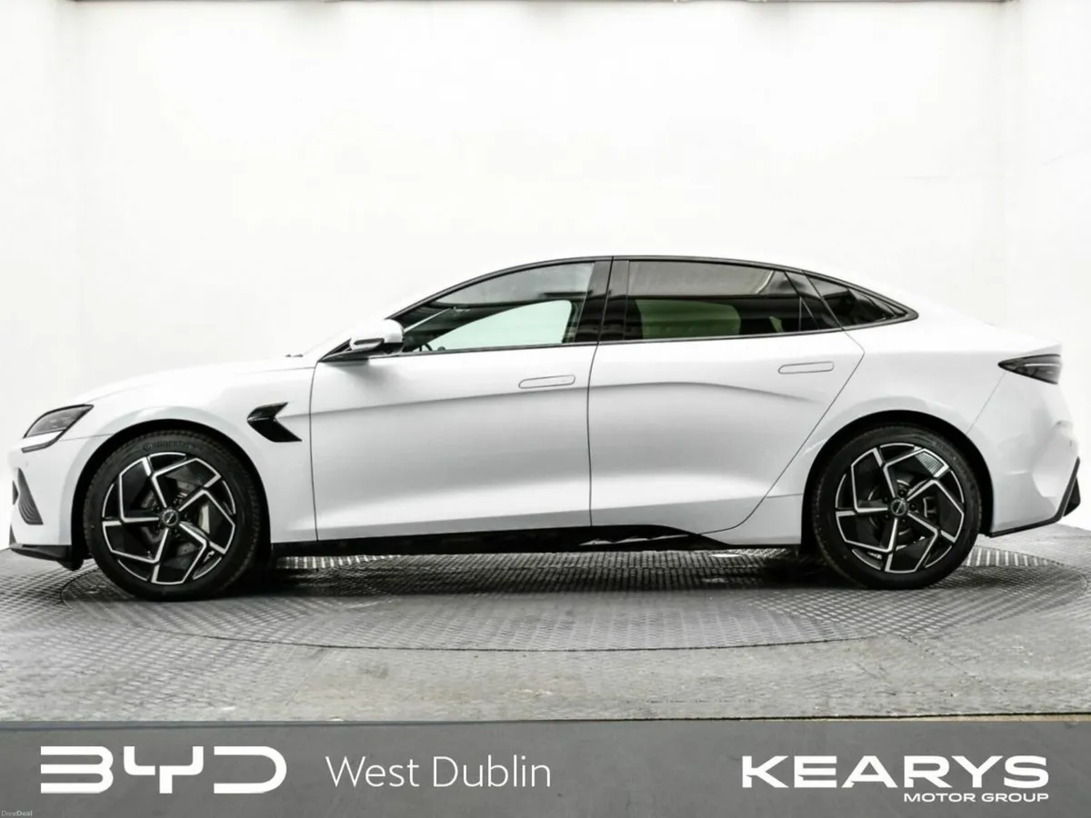 BYD SEAL 82.5kWh Design RWD - Image 4