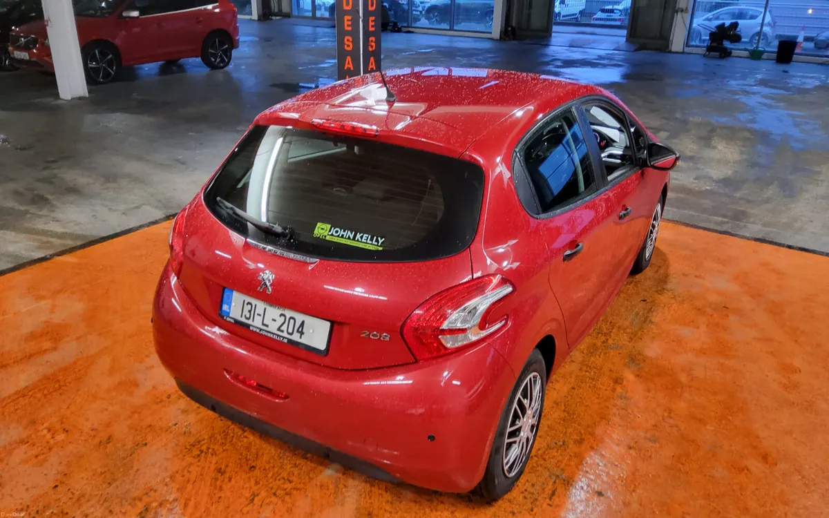 Peugeot 208 2013 - Image 4