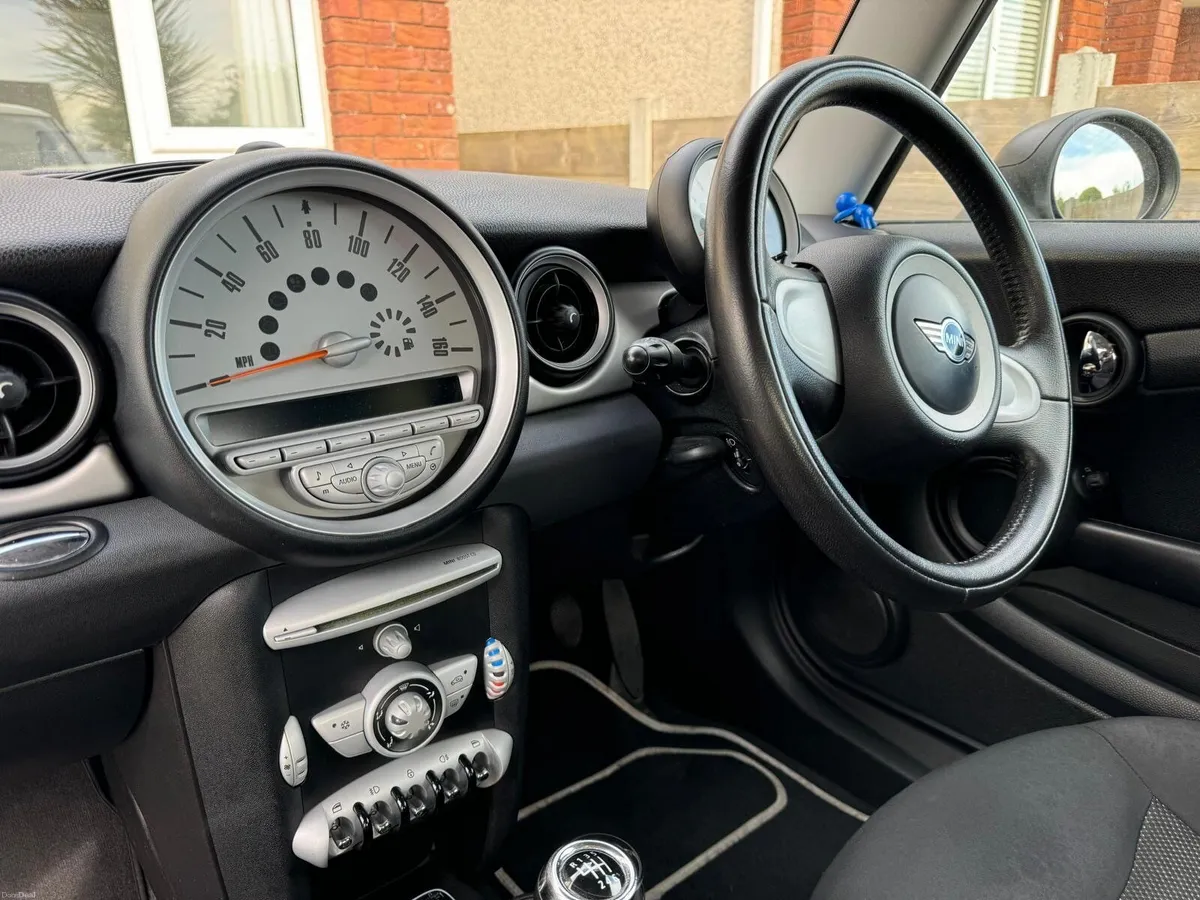 Mini One 2009 - Image 4