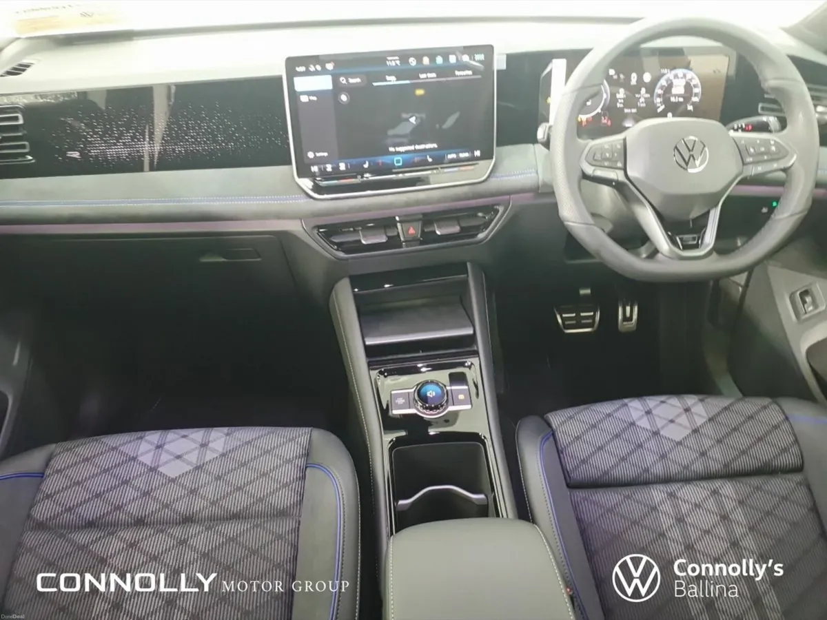 Volkswagen Tiguan R-Line 2.0 TDI Auto Black Pack * - Image 4