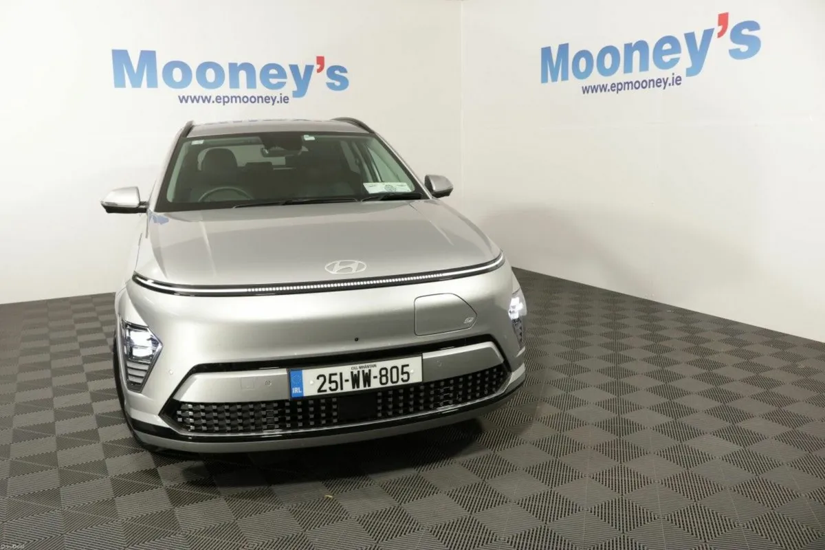 Hyundai KONA ELECTRIC PLATINUM 65 kWh EV - Image 2