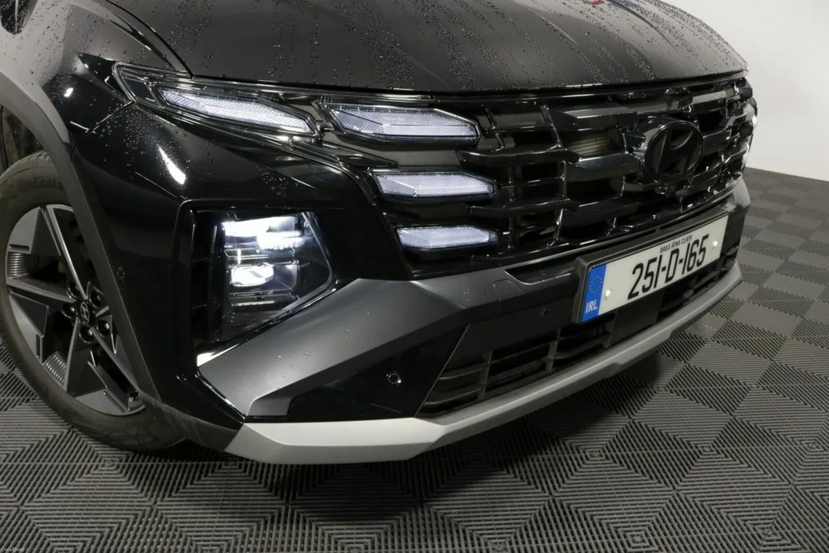 Hyundai Tucson EXECUTIVE PLUS LOW MILEAGE 1.6L DIE - Image 3