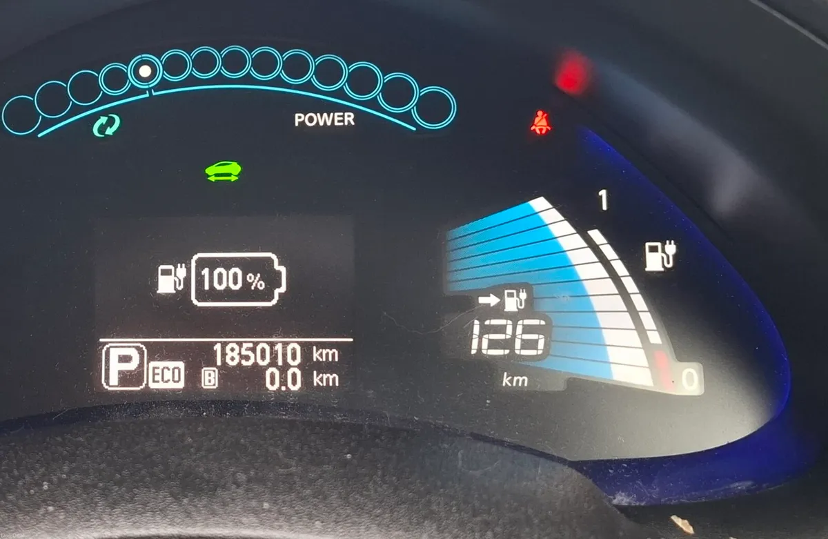 GREEN 2014 Top Spec.SVE Batt.SOH 74% *RESERVED* - Image 3