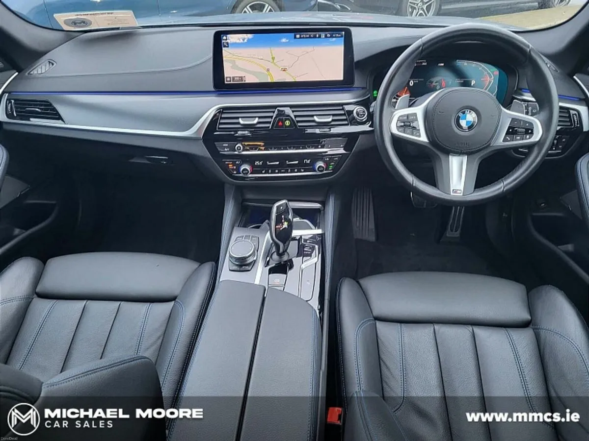 BMW 5-Series 520d M-Sport TOURING AUTO (MHT) - Image 2