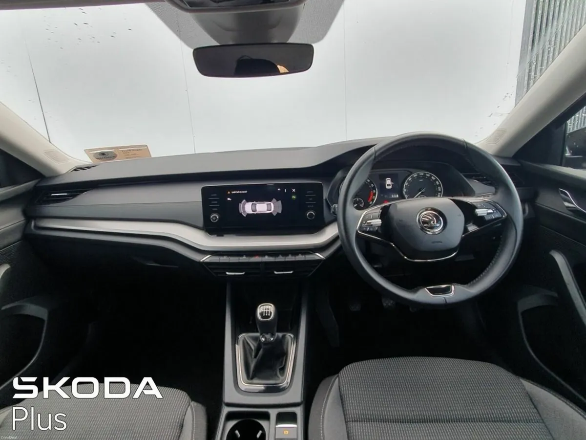 Skoda Octavia OCTAVIA AMB 2.0TDI 115HP "Call / Tex - Image 2