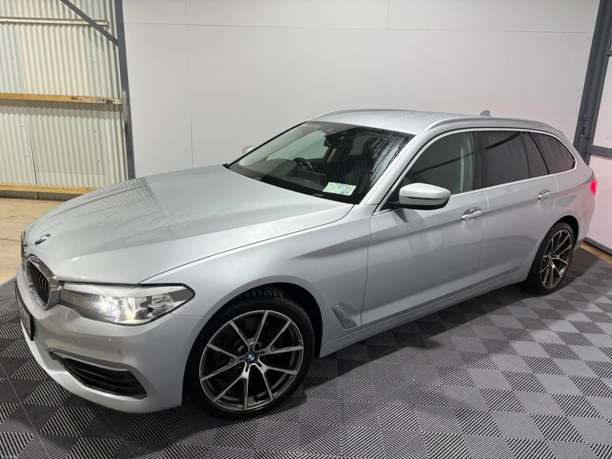 19 BMW 520D G31 SE XDRIVE 5DR AUTO - Image 4