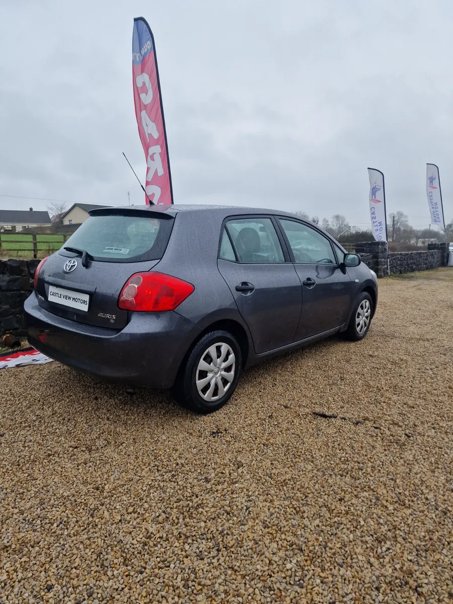 07 Toyota Auris 1.4 VVTI Terra  Mint - Image 2