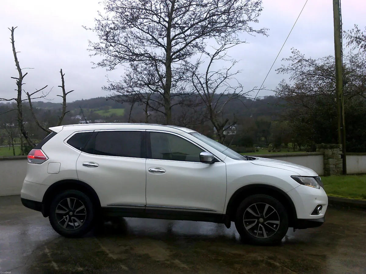 Nissan X-Trail 2015--7 SEATER - Image 4