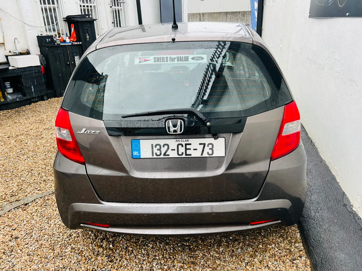 2013  Honda Jazz 1.2 Vtec - Image 3