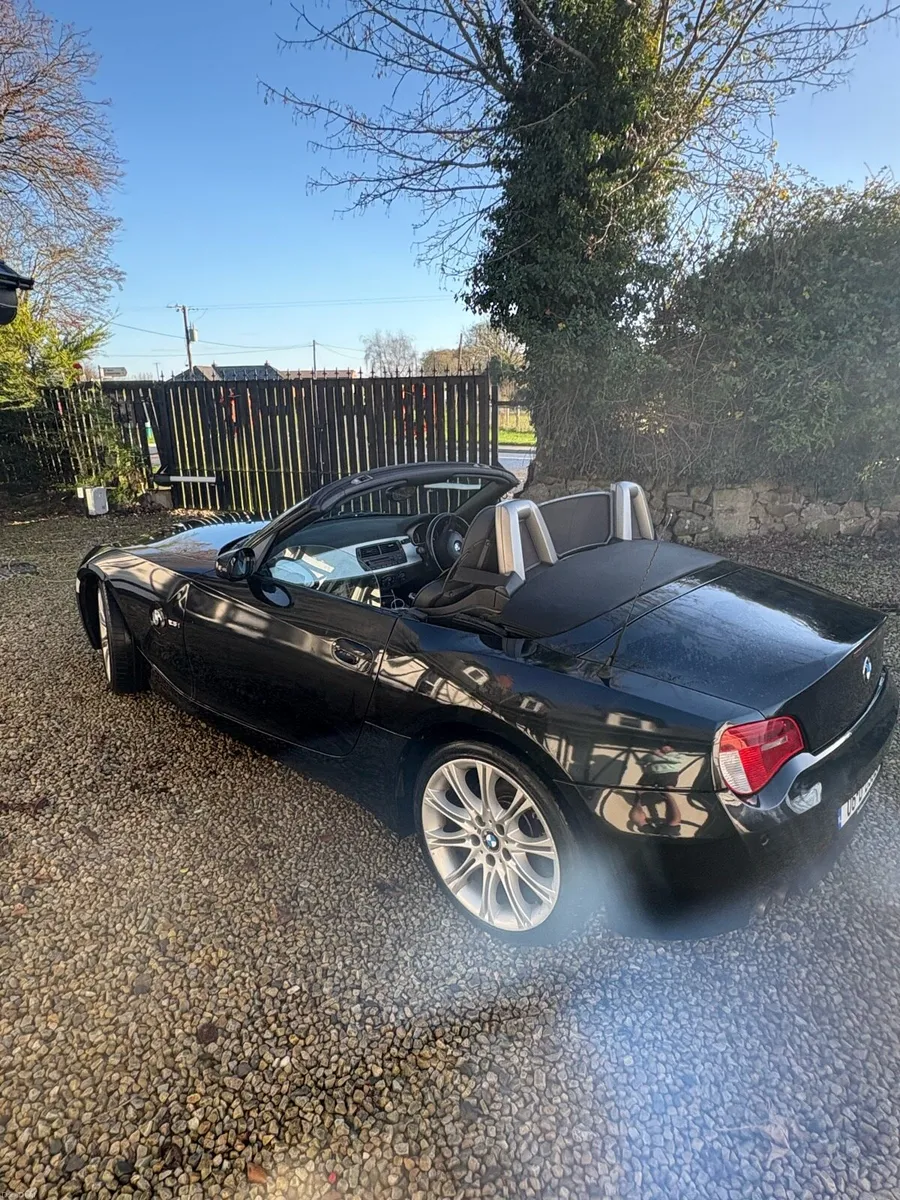 BMW Z4 - Image 1