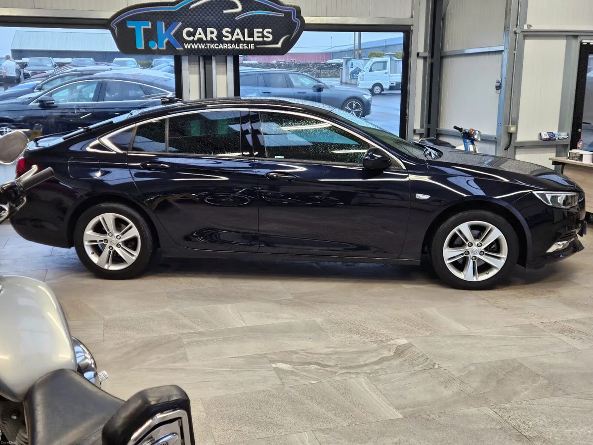 17 OPEL INSIGNIA GRAND SPORT SRi - Image 2