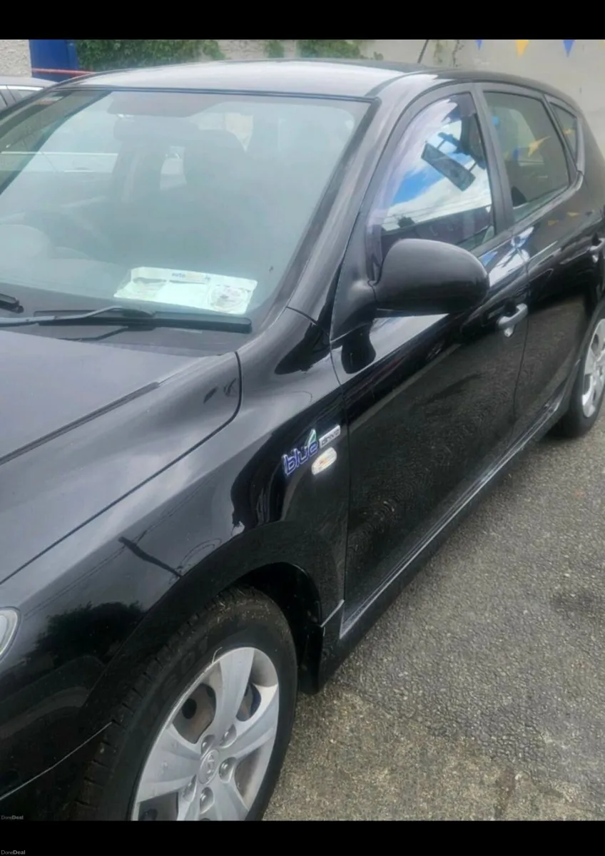 2012 i30 DIESEL - Image 3