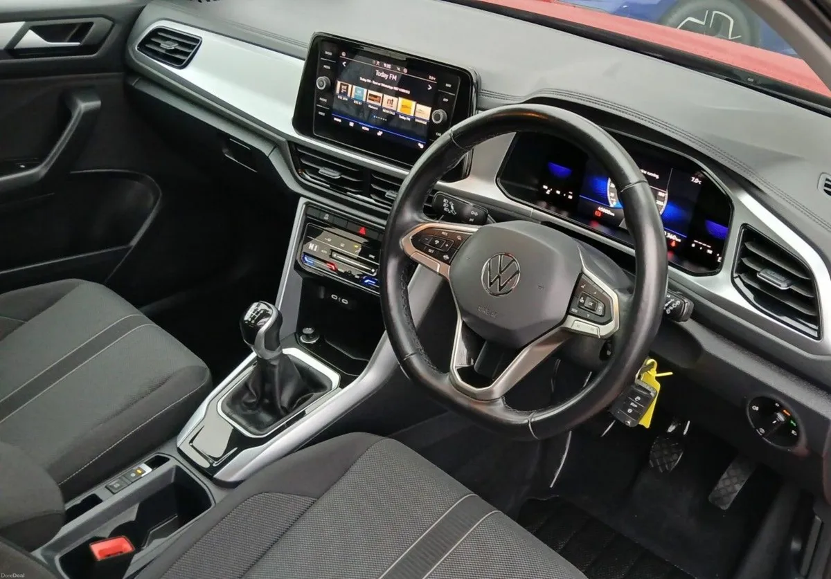 Volkswagen T-Roc LIFE 2.0 TDI 116HP **APP CONNECT, - Image 3