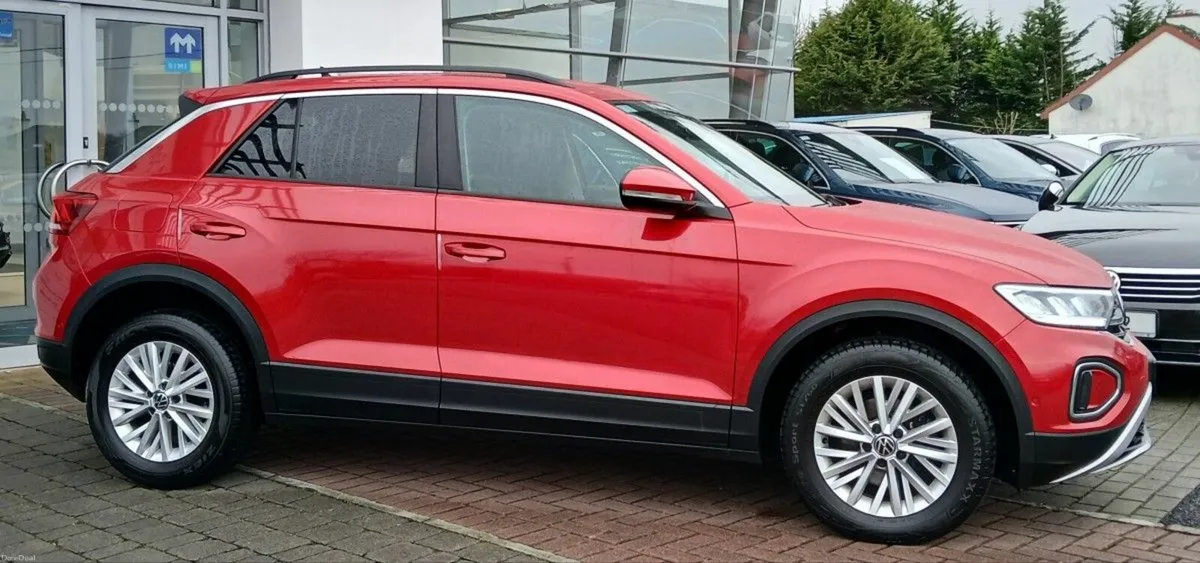 Volkswagen T-Roc LIFE 2.0 TDI 116HP **APP CONNECT, - Image 2