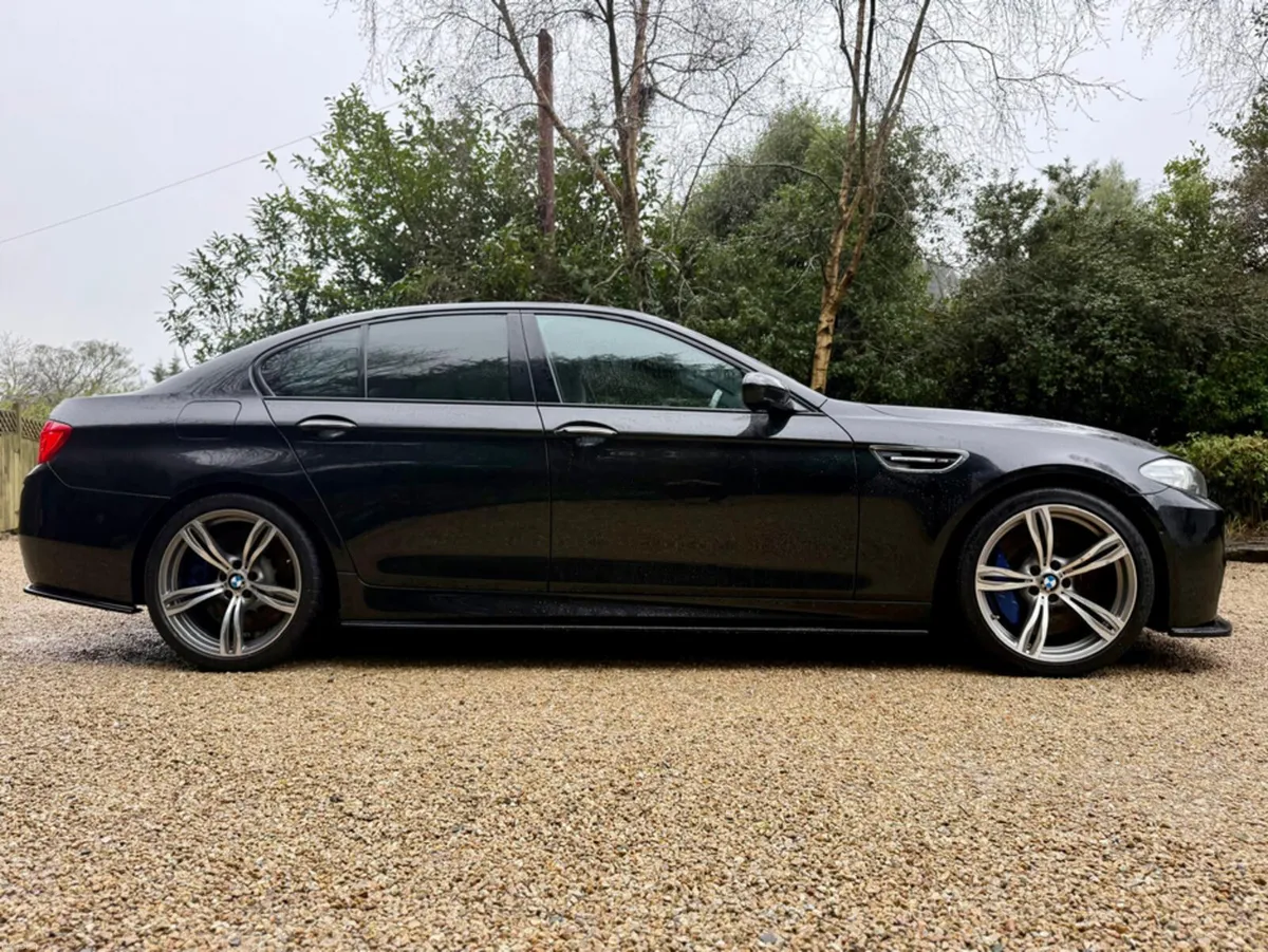 BMW M5 F.BMW.S.H* - Image 4
