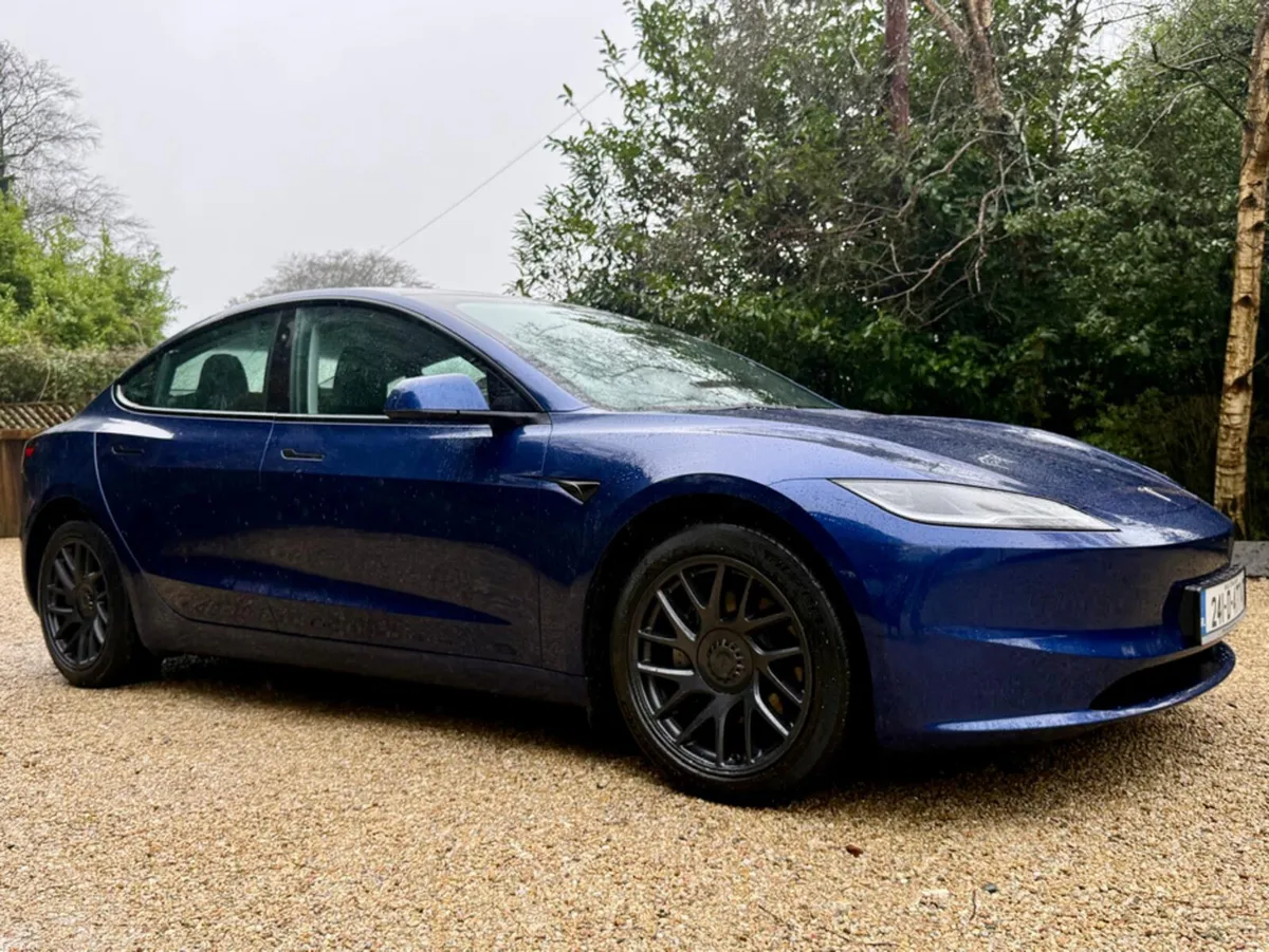 Tesla Model 3 LONG RANGE ALL WHEEL HIGHLAND DUAL M - Image 3