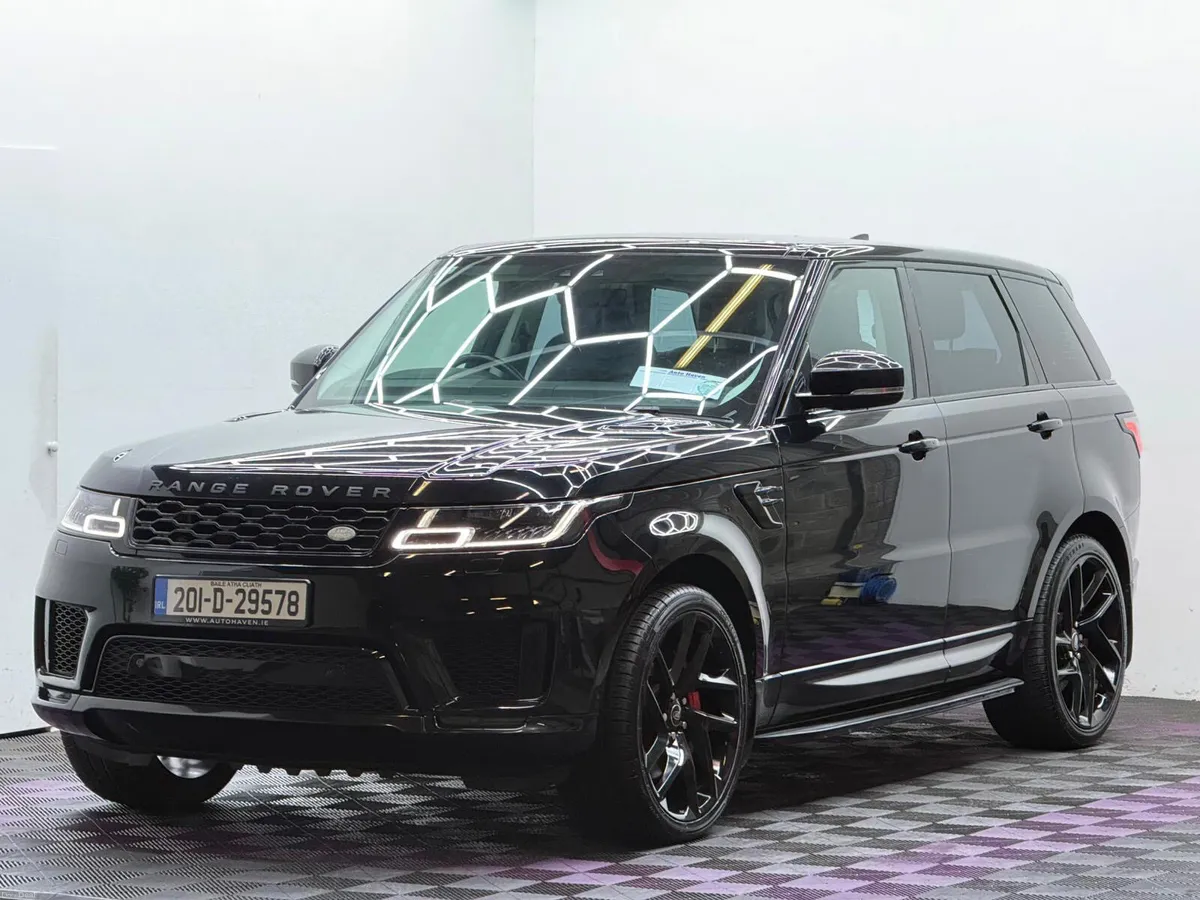2020 Land Rover Range Rover P400E HSE - Image 3