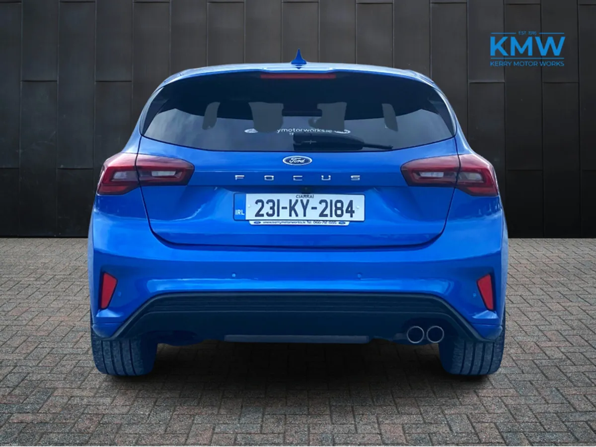 Ford Focus ST-Line X..Parking Pack..Full Leather - Image 4