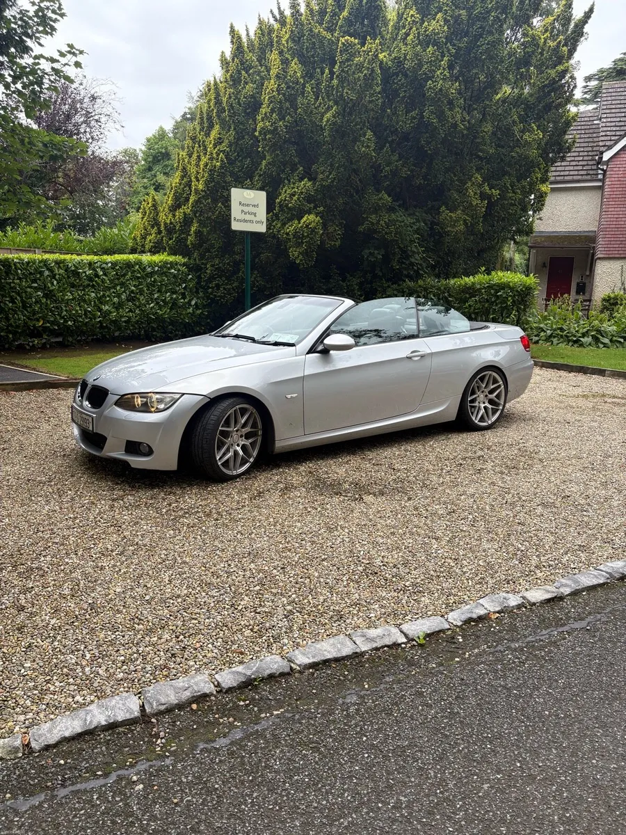 Immaculate BMW 320d m sport hardtop convertible - Image 2
