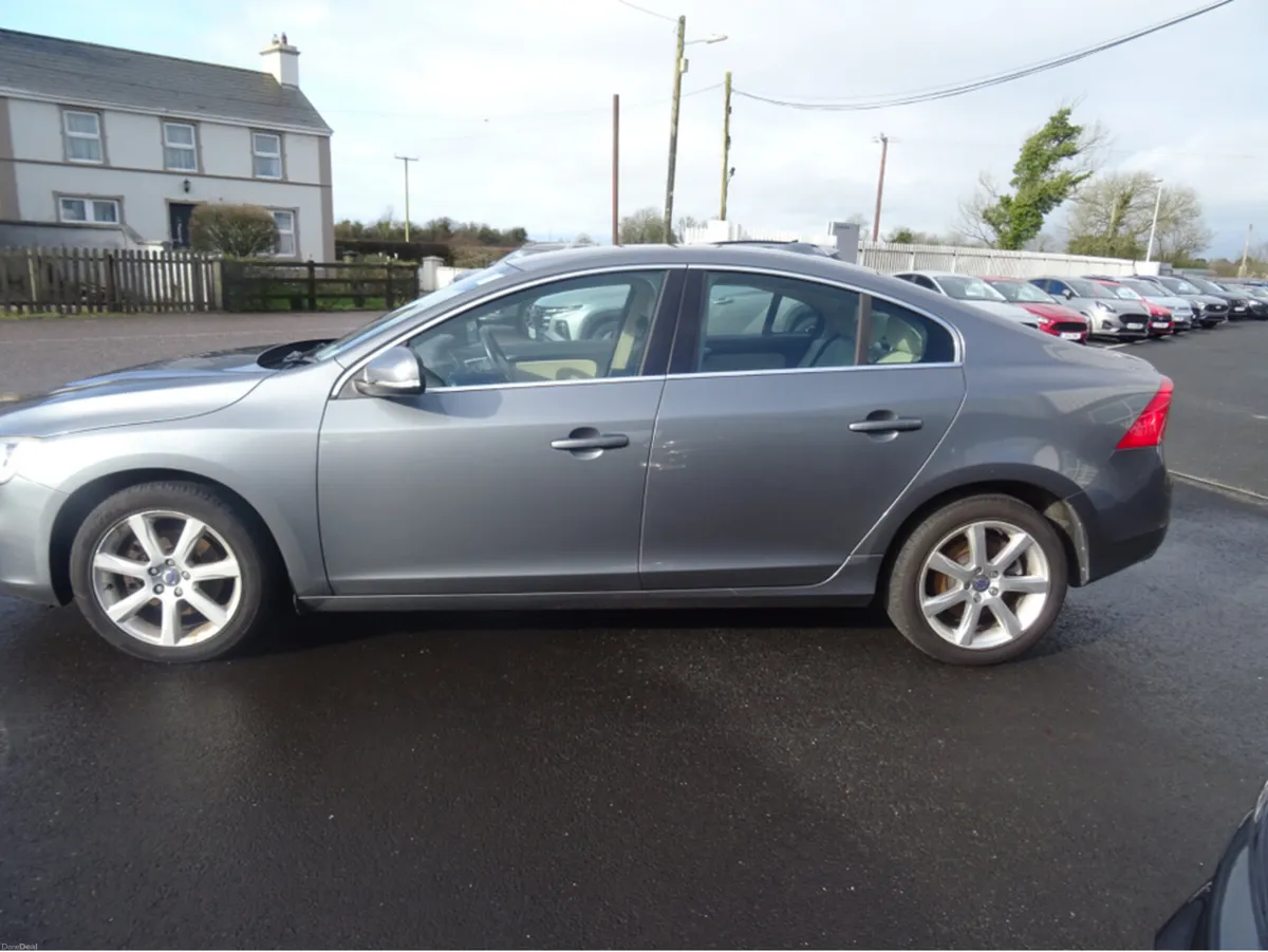 Volvo S60 D3 SE 4DR - Image 4
