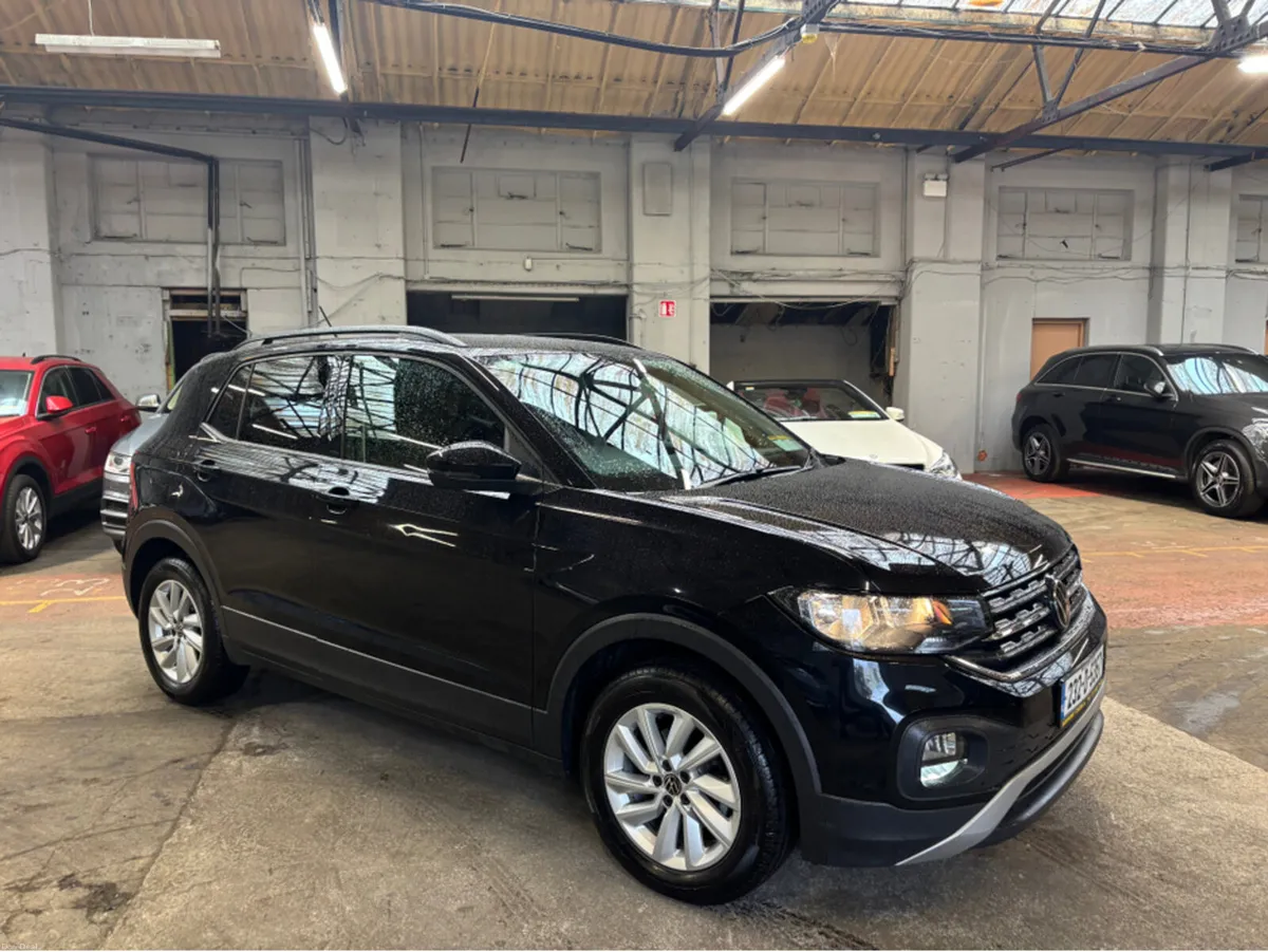 Volkswagen T-Cross LIFE 1.0 TSI D7F 110HP 5DR AUTO - Image 1
