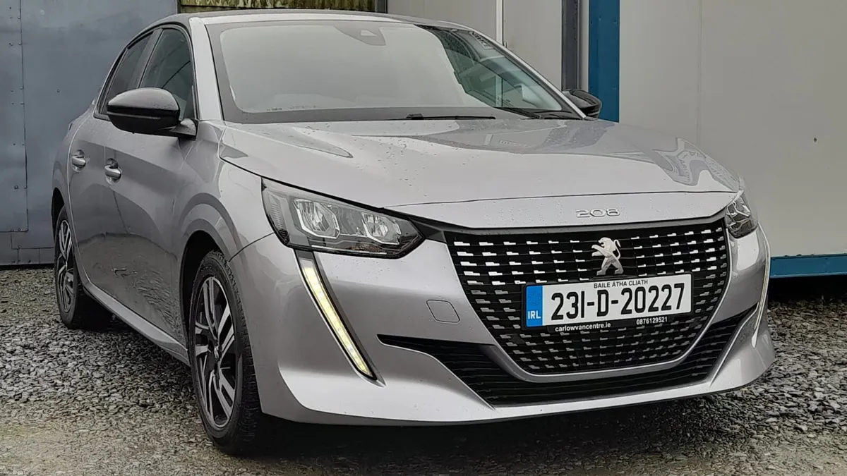 231 Peugeot 208 1.2 Puretech 75 bhp Active - Image 2