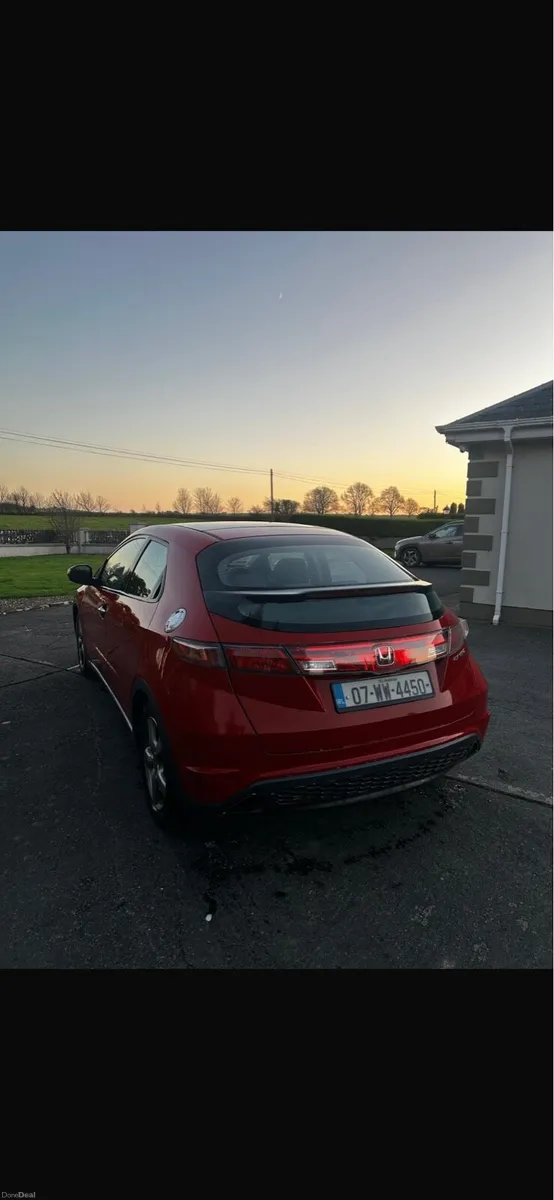 Honda Civic - Image 2