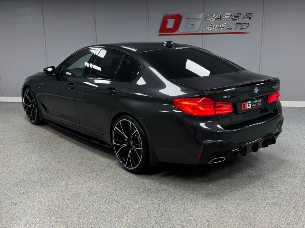 2017 BMW 520D M Sport Automatic X Drive - Image 5