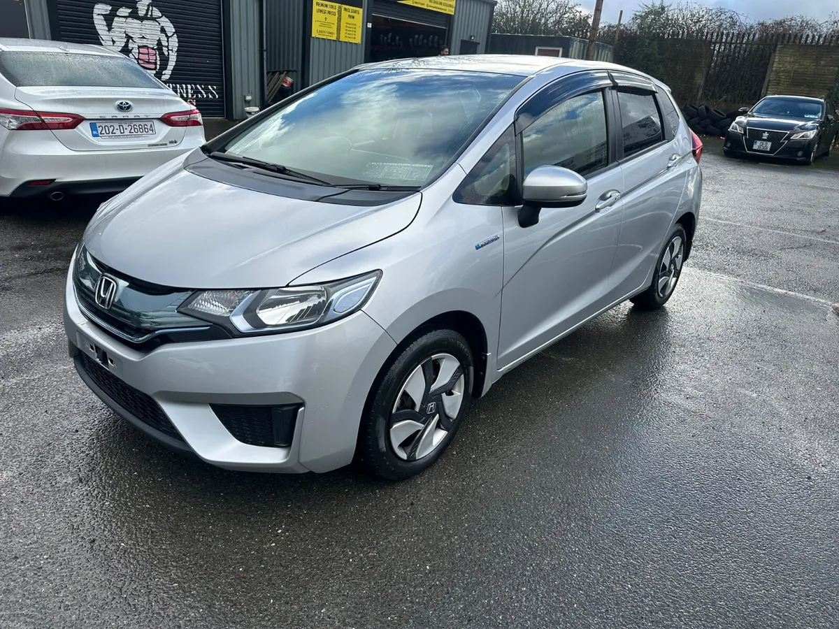 2013 HONDA FIT HYBRID 1.5L  AUTOMATIC FRESH NCT - Image 2