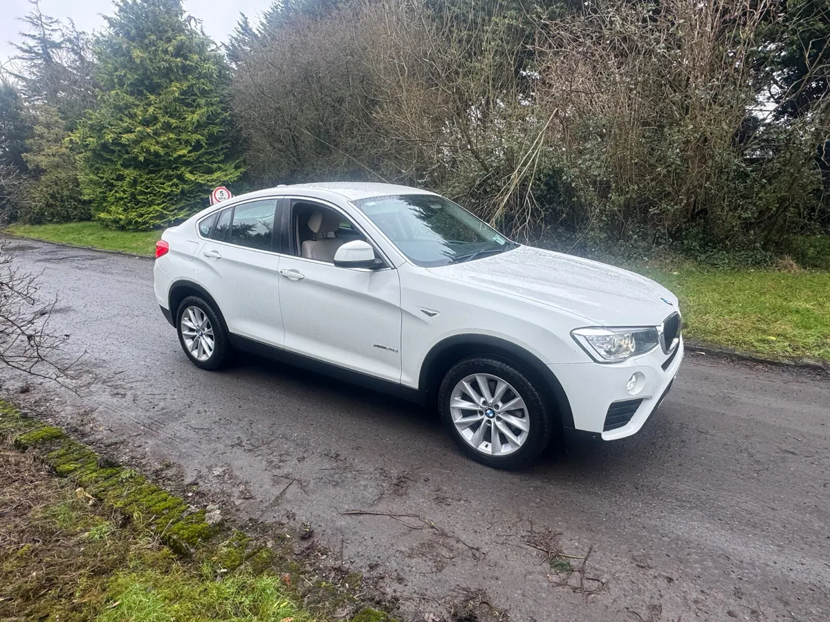 17 BMW X4 2.0D AUTOMATIC  ..SE MODEL - Image 2