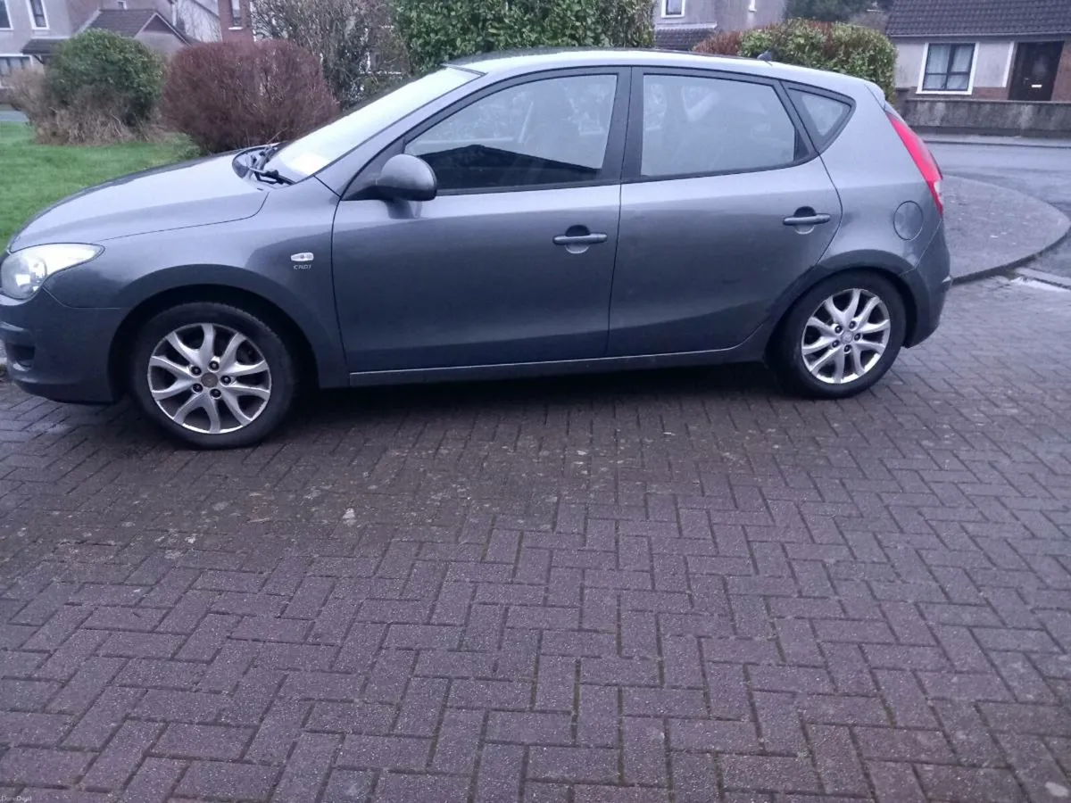 2010 AUTOMATIC i30 1.6 CRDI DIESEL €2950 - Image 3