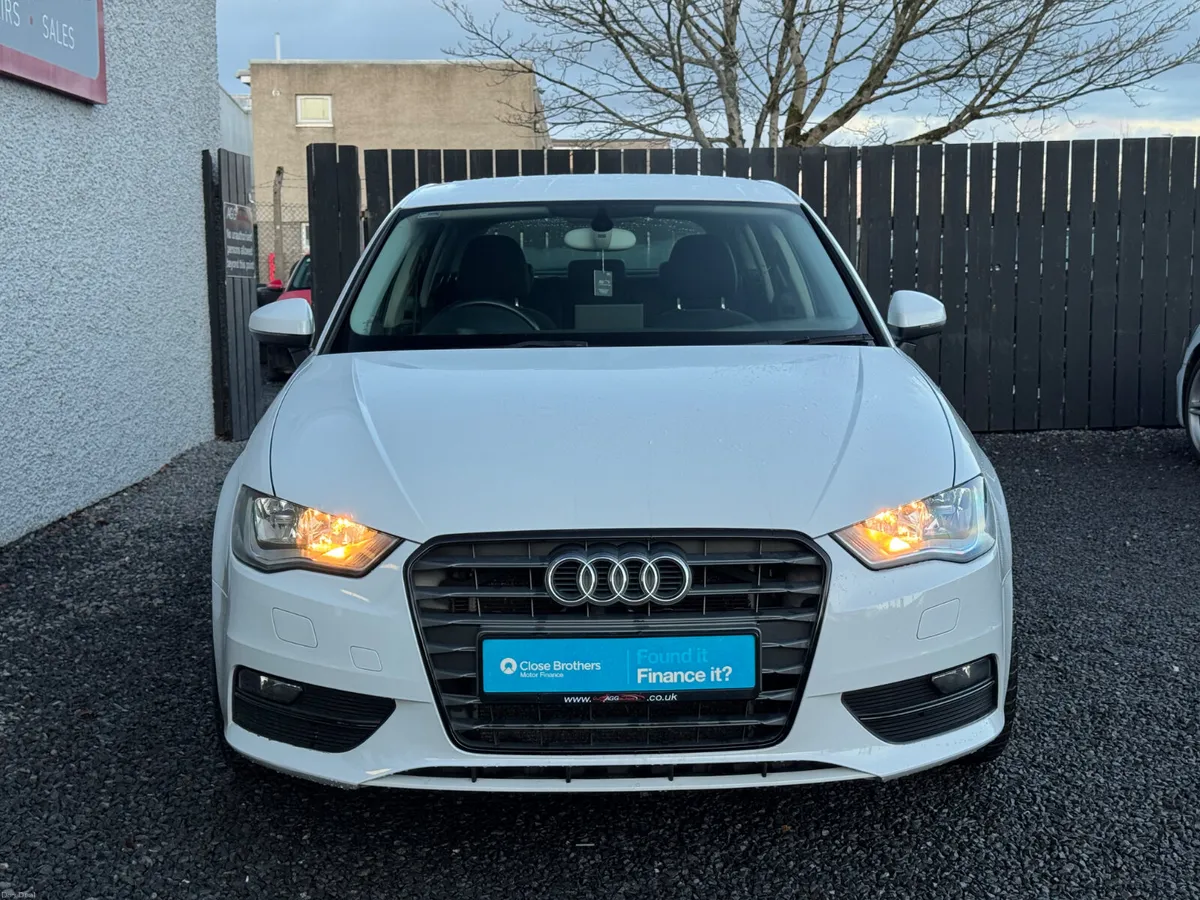 2015 Audi A3 1.6 TDI SE Technik 110bhp - Image 3