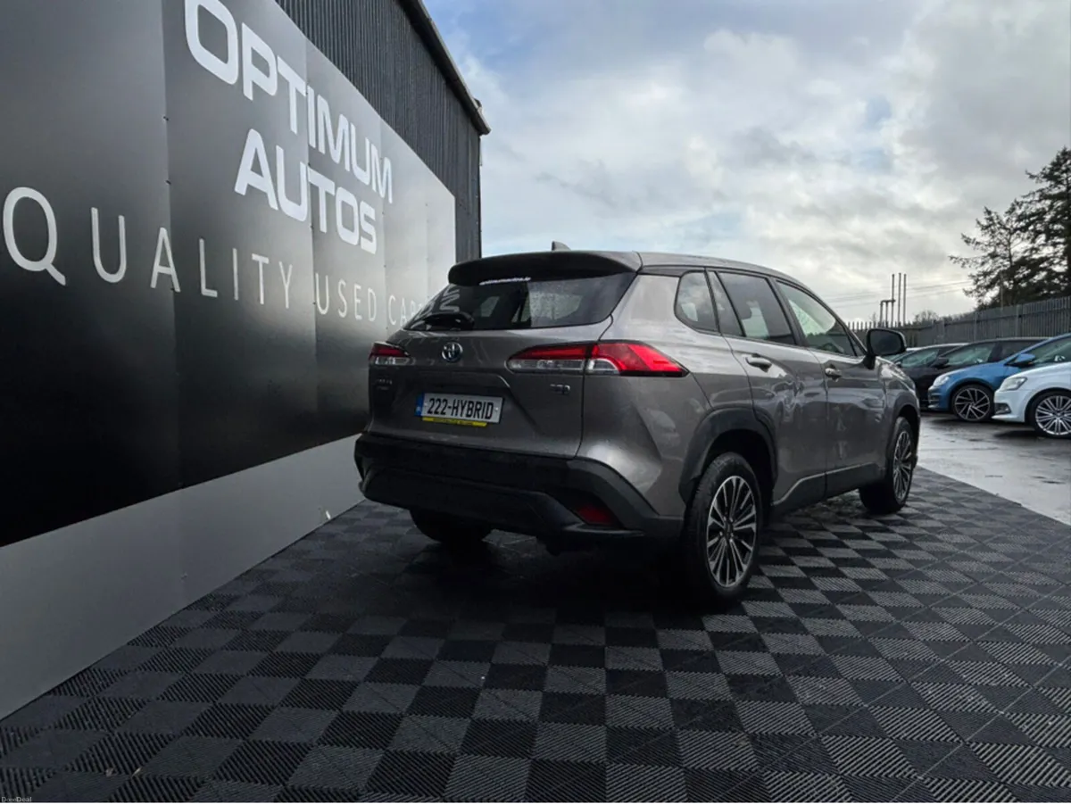 Toyota Corolla Cross 1.8 SELF CHARGE HYBRID HIGH S - Image 2