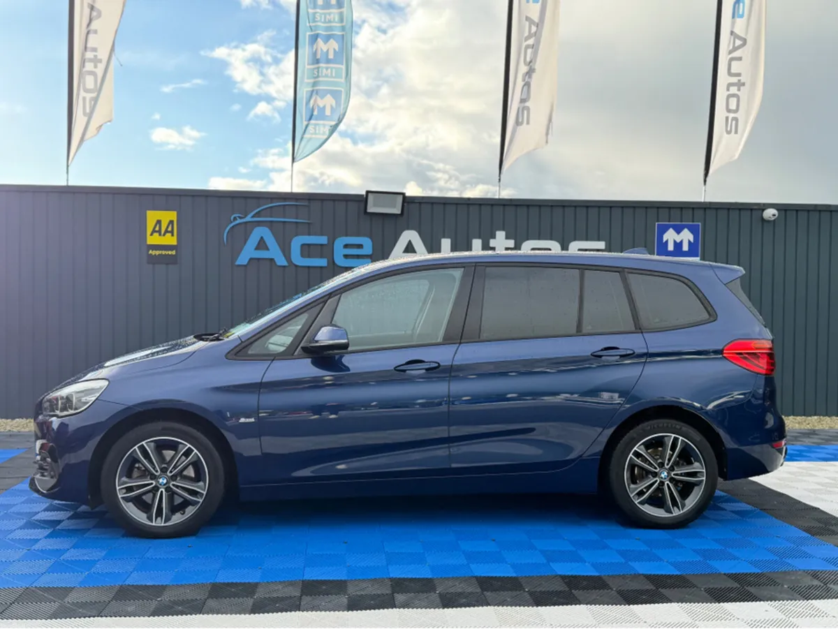 BMW 2-Series SPORT - 2.0L DIESEL - 7 SEATS - AUTO - Image 4