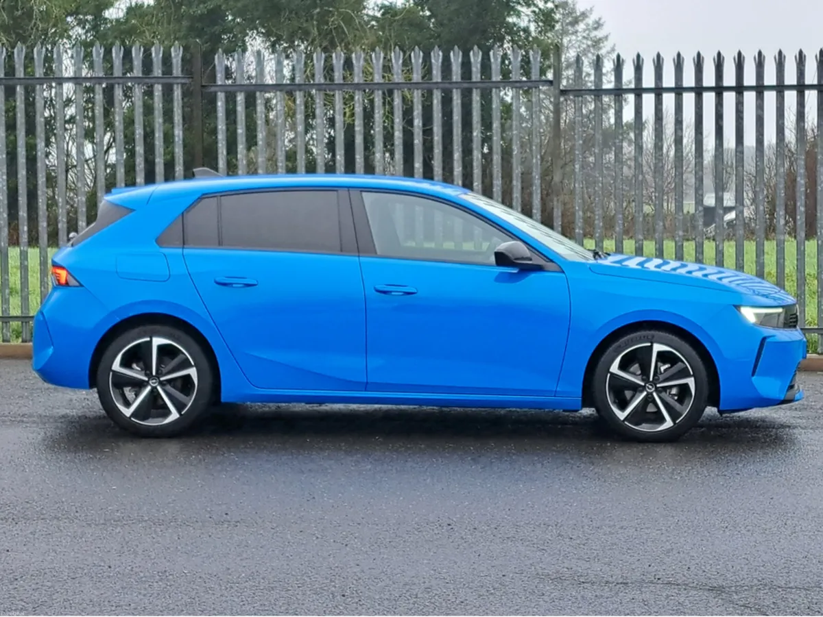 Opel Astra ELEGANCE 1.2TURBO 110BHP **REVERSING CA - Image 2