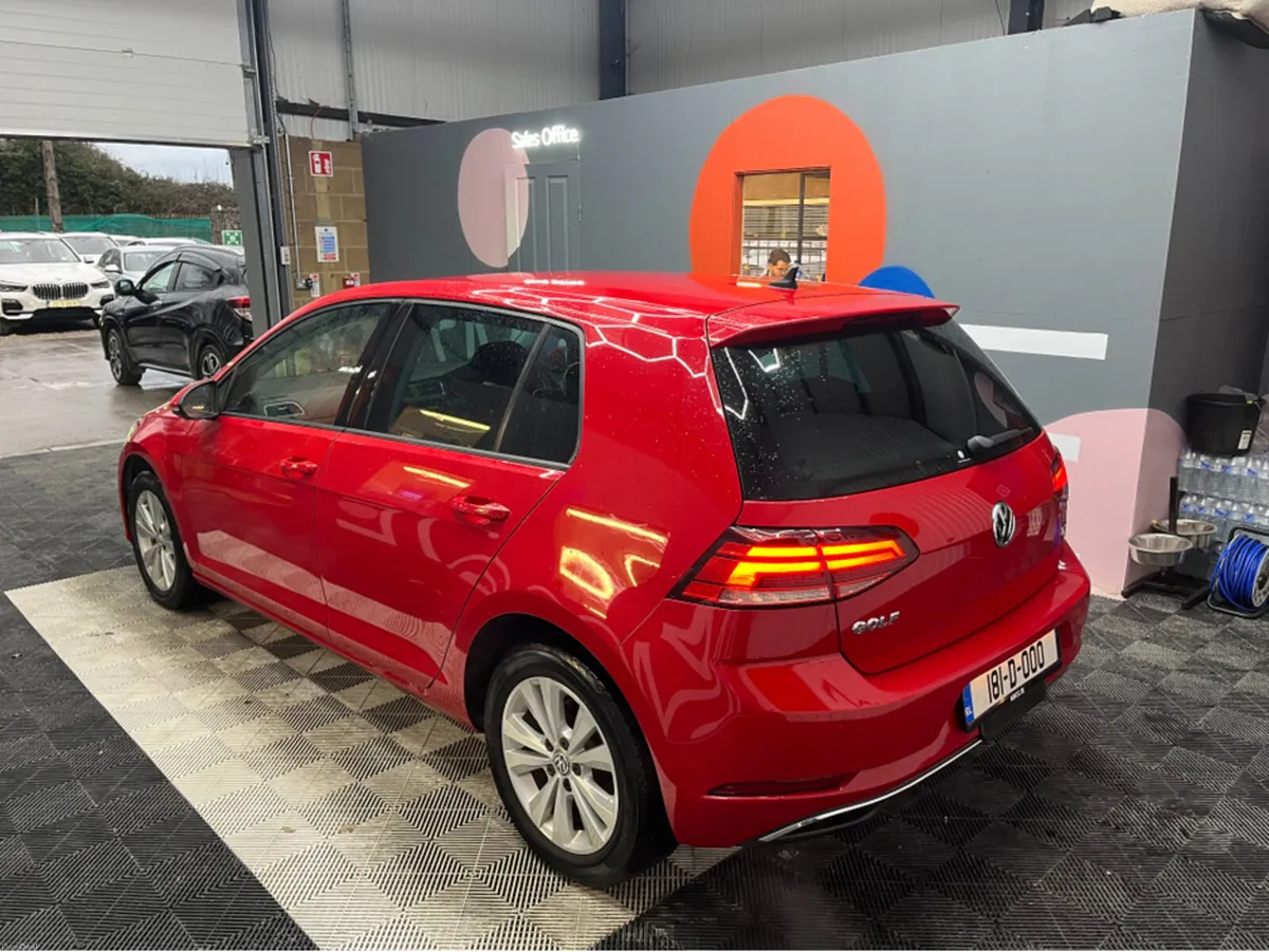Volkswagen Golf 2018 VOLKSWAGEN GOLF TSI CONFORT L - Image 4