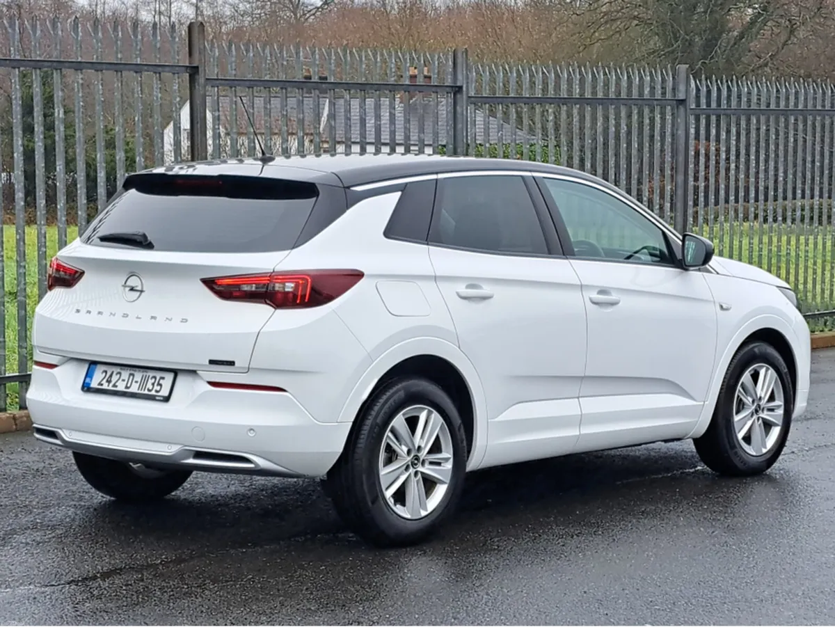 Opel Grandland SC 1.5TD 130BHP 8 SPEED AUTOMATIC - Image 4