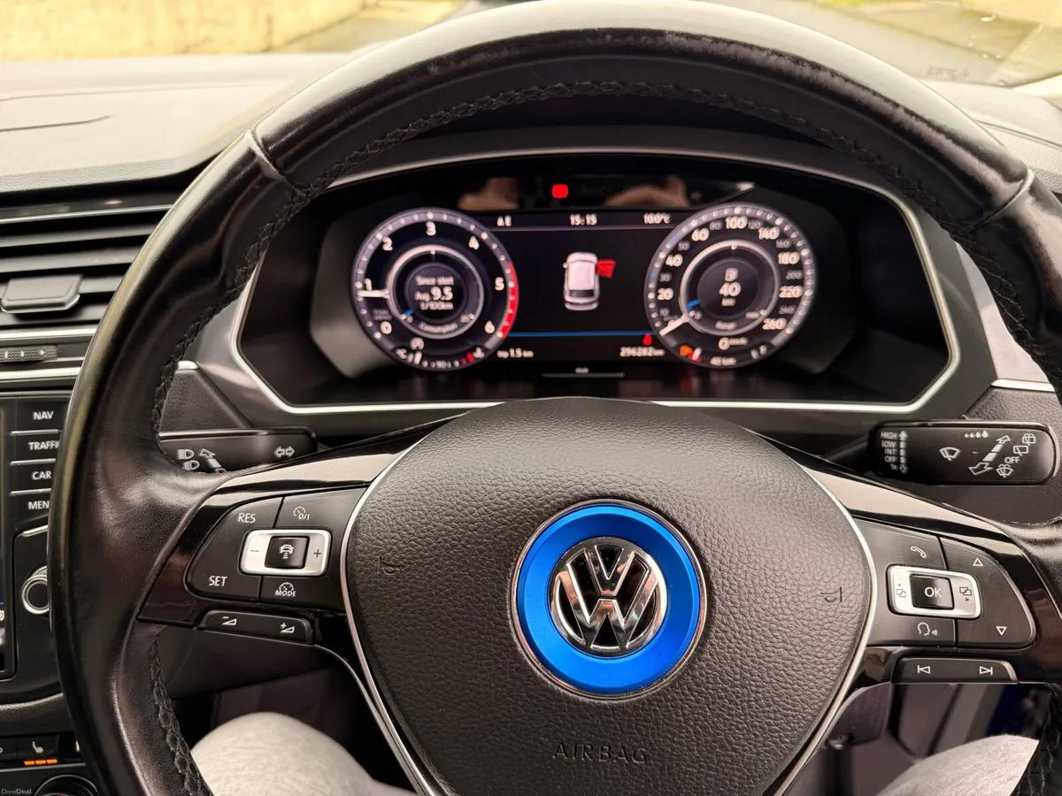 2016 Volkswagen Tiguan Highline New Model - Image 2