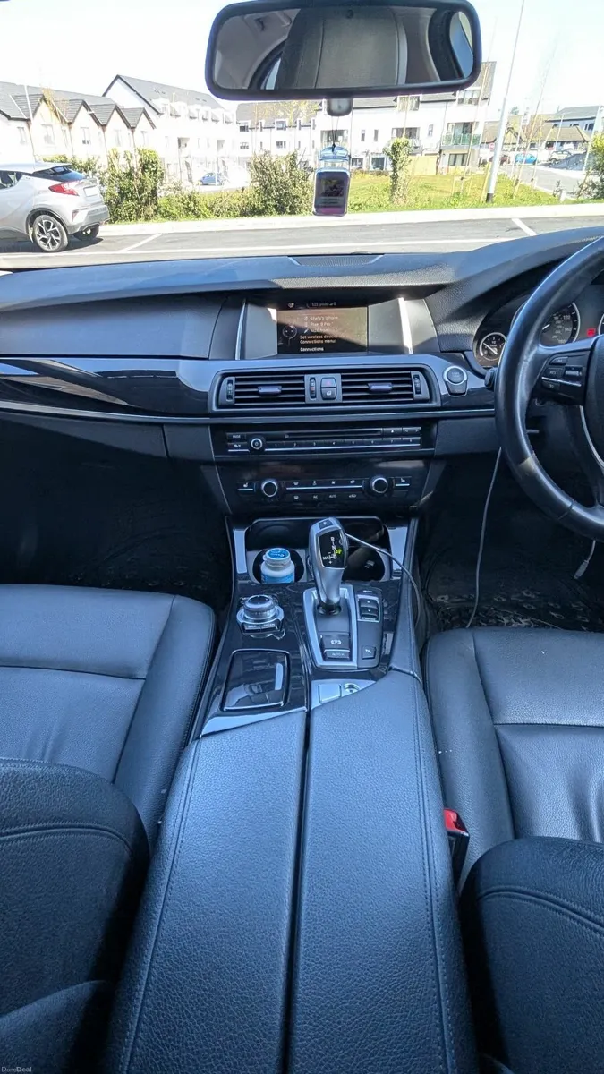 BMW 5-Series 2016 - Image 2
